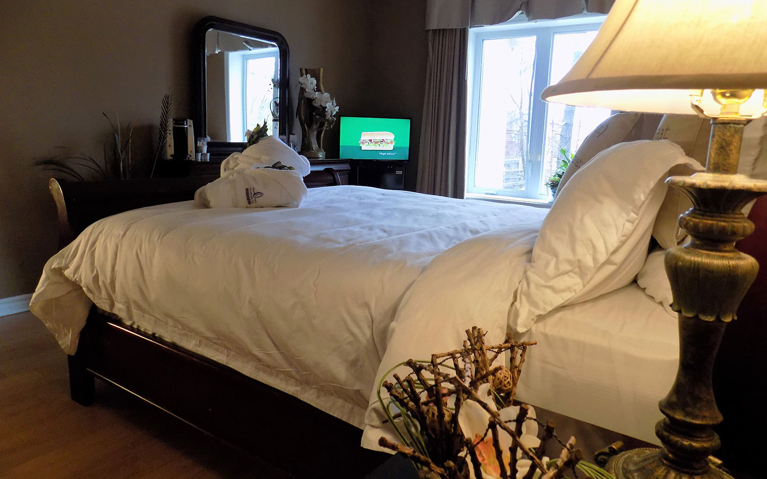 Standard rooms for a budget-friendly spa vacation - Laval, St-Eustache